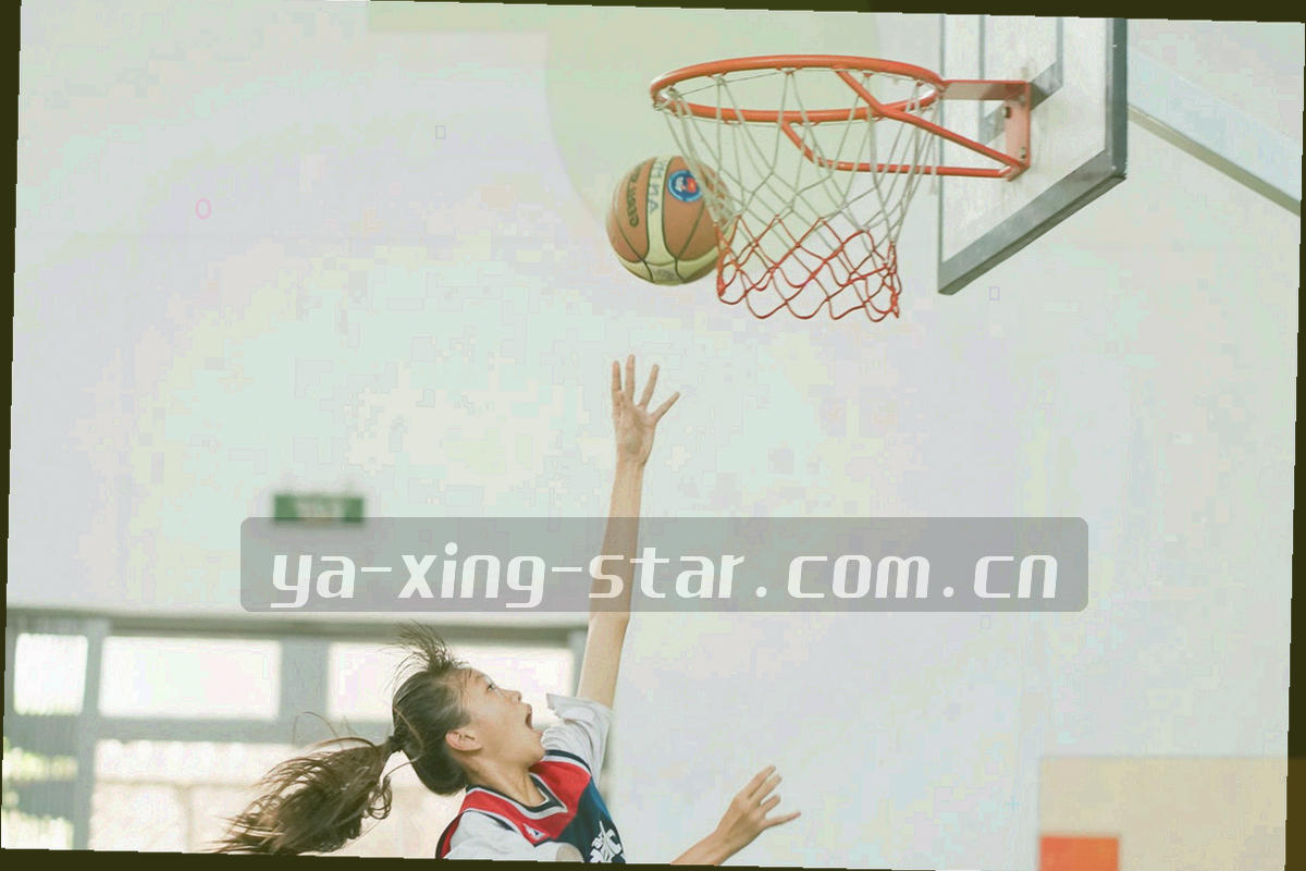 阵容确认两步操作的高亮截图，第二步点击位置被标出